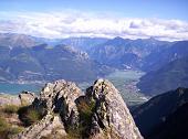 Bella, incompiuta, ventosa salita al Monte Legnone (2609 m.) sabato 24 luglio 2010 - FOTOGALLERY